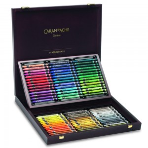 Estojo Giz Neocolor Aquarelável Caran d’ Ache II 84 Cores Cx Madeira